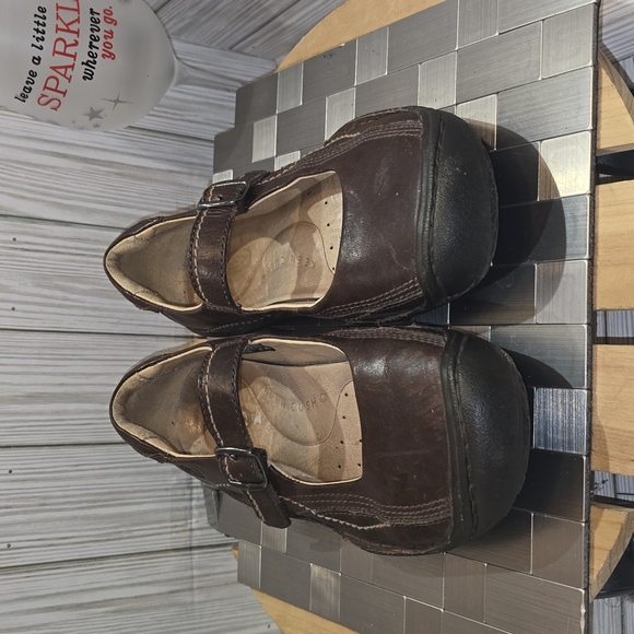 Keen  shoes #196 - Picture 2 of 8